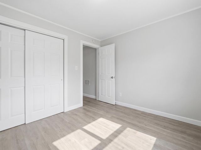 3758 Newcastle Drive SE, Grand Rapids, MI 49508