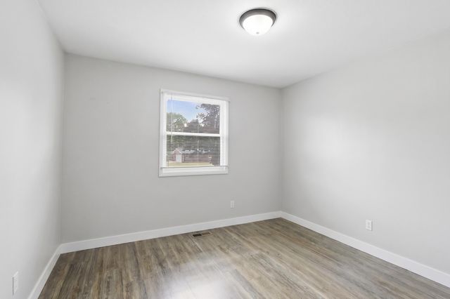 3758 Newcastle Drive SE, Grand Rapids, MI 49508