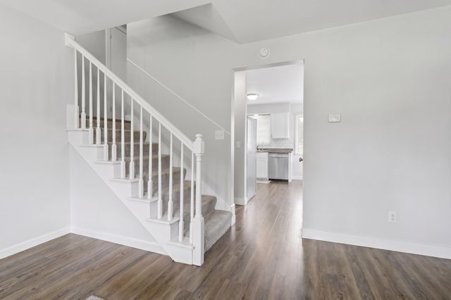 3758 Newcastle Drive SE, Grand Rapids, MI 49508