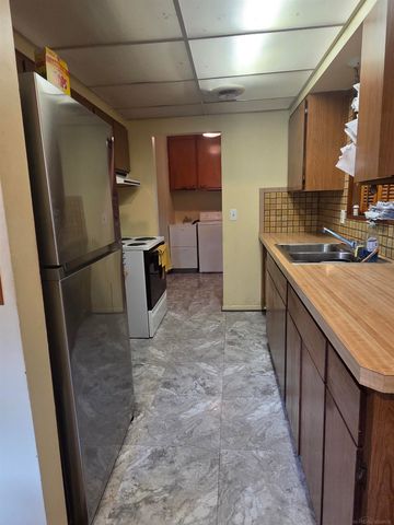 5721 Patricia Avenue, Shelby Twp, MI 48317
