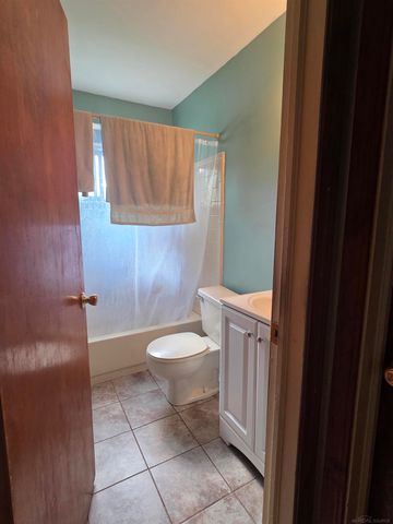 5721 Patricia Avenue, Shelby Twp, MI 48317