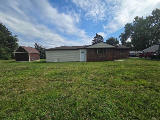 5721 Patricia Avenue, Shelby Twp, MI 48317