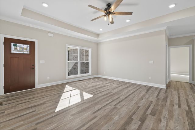 702 Meadow Rd, Mount Pleasant, TN 38474