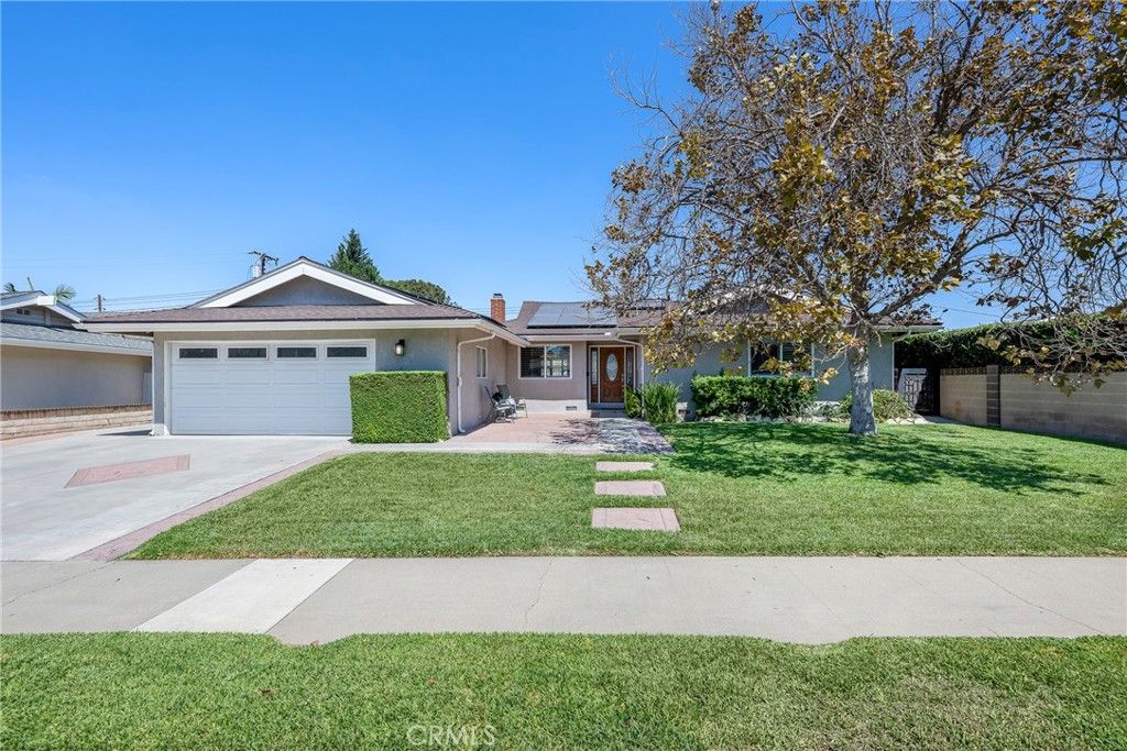 325 E Woodvale Avenue, Orange, CA 92865 — exterior