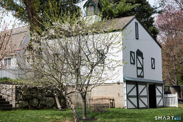 1 Greystone Farm Lane, Westport, CT 06880