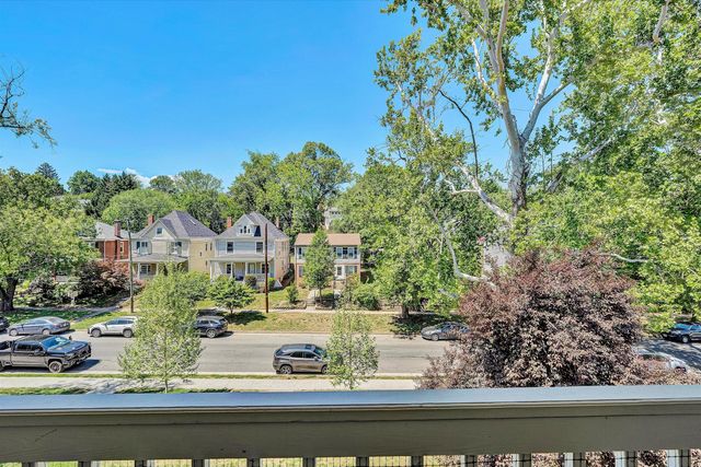 2220 Carolina Ave SW Apt 305, Roanoke, VA 24014