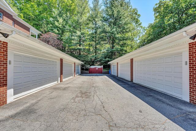 2220 Carolina Ave SW Apt 305, Roanoke, VA 24014