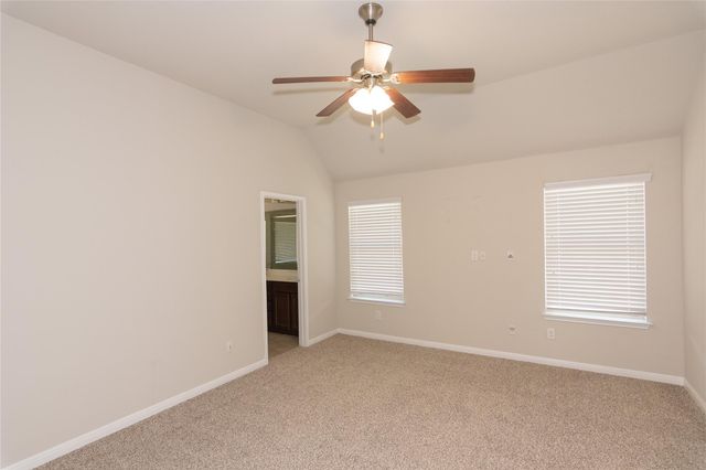 1916 Bobbywoods LN, Manchaca, TX 78652