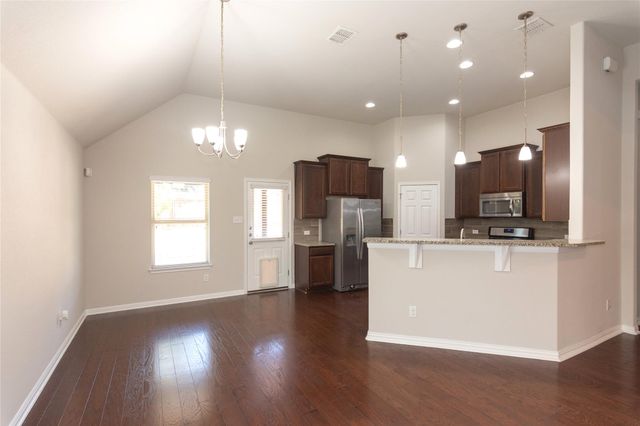 1916 Bobbywoods LN, Manchaca, TX 78652