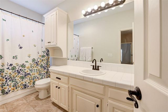 412 Kenswick Court, Edmond, OK 73034