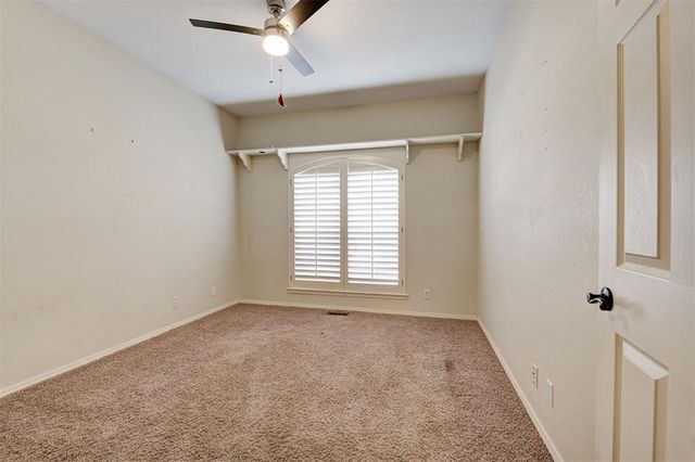 412 Kenswick Court, Edmond, OK 73034