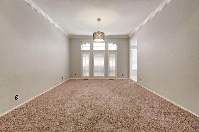 412 Kenswick Court, Edmond, OK 73034