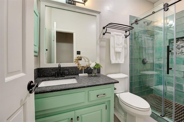 412 Kenswick Court, Edmond, OK 73034