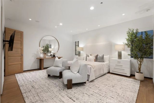31 Blue Heron, Irvine, CA 92603