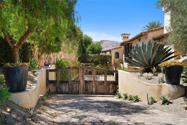 31 Blue Heron, Irvine, CA 92603