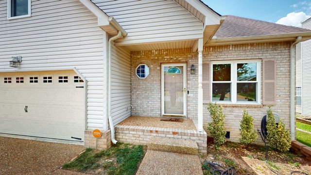 5328 Sunnyvale Dr, Antioch, TN 37013