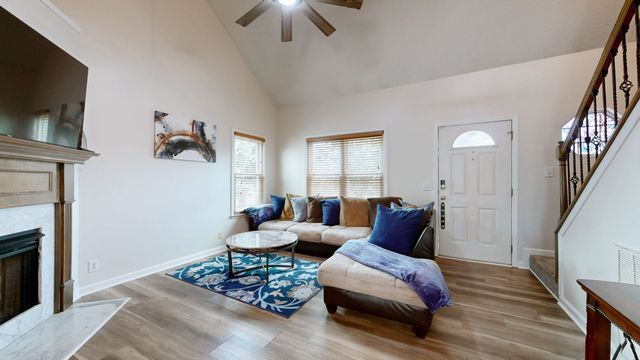 5328 Sunnyvale Dr, Antioch, TN 37013