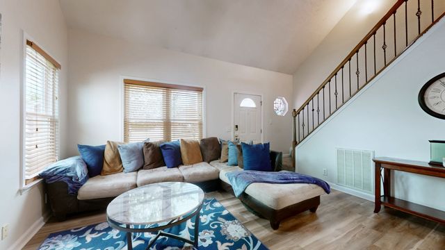 5328 Sunnyvale Dr, Antioch, TN 37013