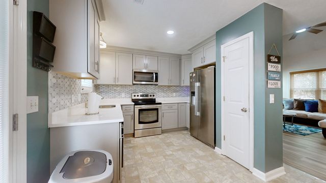 5328 Sunnyvale Dr, Antioch, TN 37013