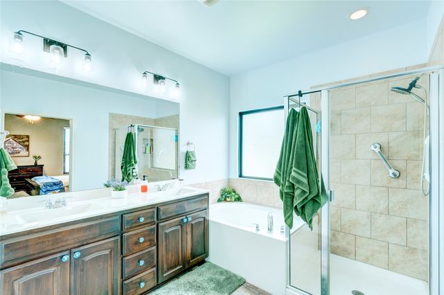 1201 Meadowlakes, Azle, TX 76020