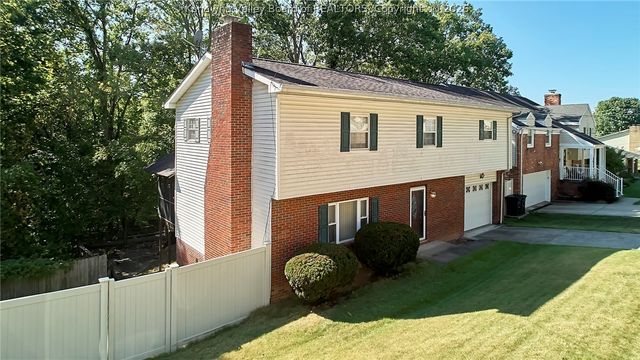 789 Echo Road, South Charleston, WV 25303