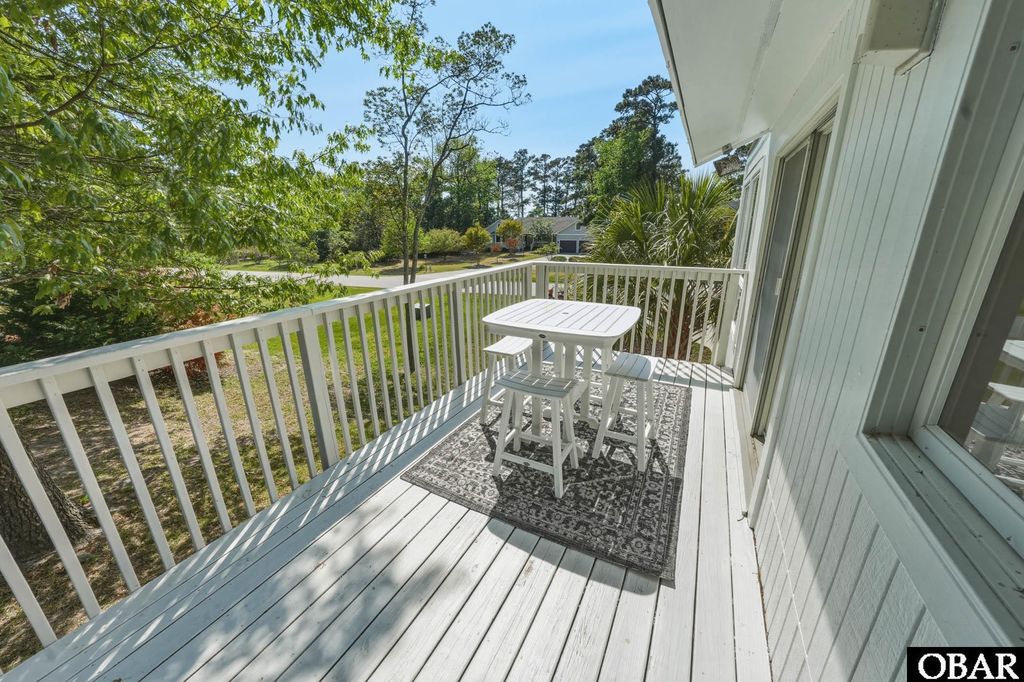 Image 22 of property listing at 3053 Martins Point Road lot 14, Kitty Hawk, NC 27949
