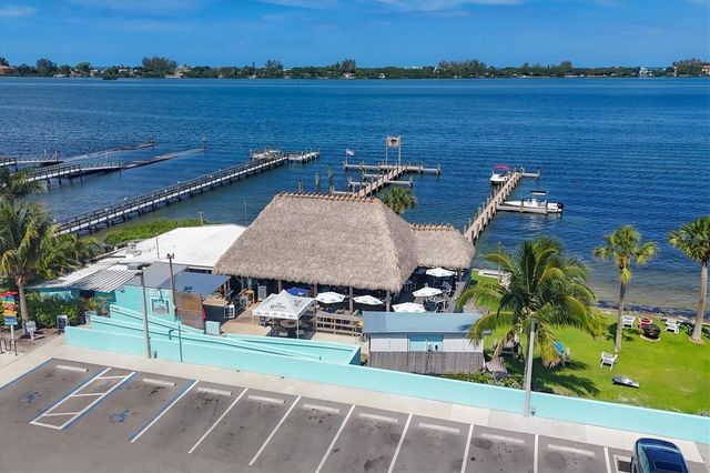 260 HIDDEN BAY DRIVE 402, Osprey, FL 34229