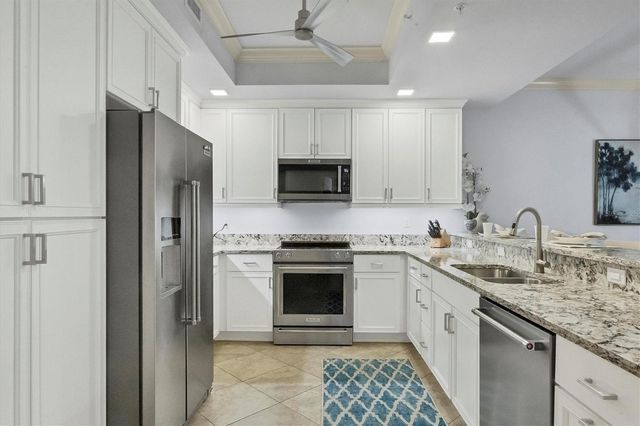 260 HIDDEN BAY DRIVE 402, Osprey, FL 34229