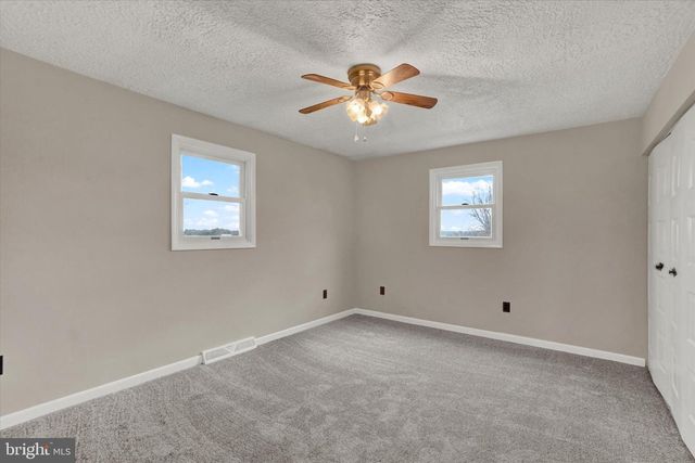 121 PAULINE AVE, York, PA 17408