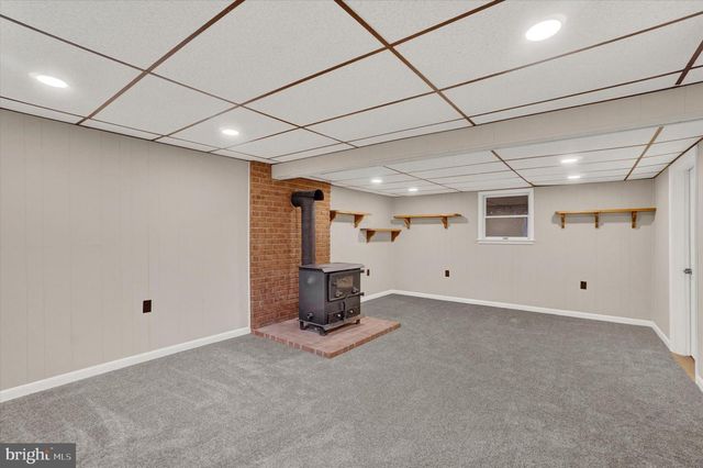 121 PAULINE AVE, York, PA 17408