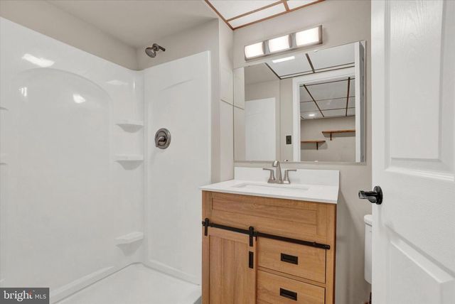 121 PAULINE AVE, York, PA 17408