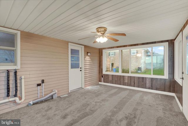 121 PAULINE AVE, York, PA 17408