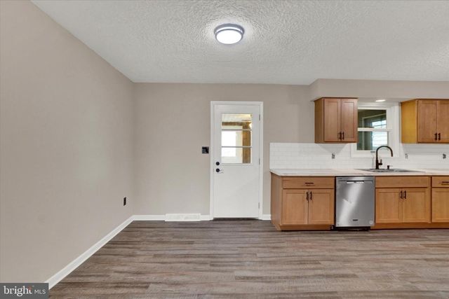 121 PAULINE AVE, York, PA 17408