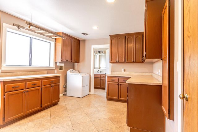 45344 S Oakview Drive, Oakhurst, CA 93644
