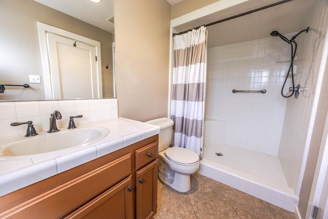 45344 S Oakview Drive, Oakhurst, CA 93644