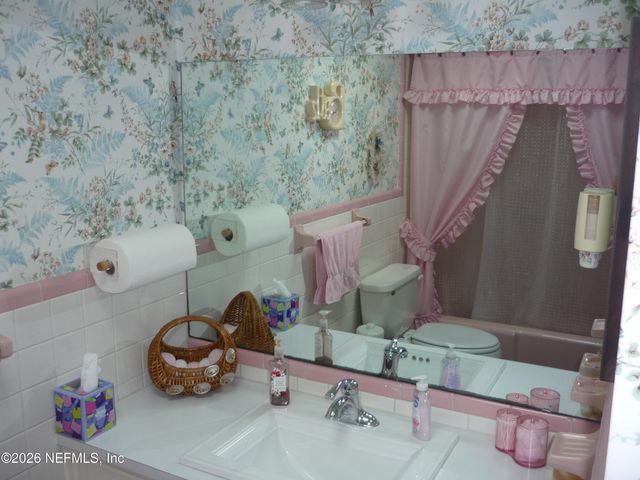 1932 DALAMON Street, Jacksonville, FL 32211