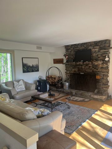 141 Great Hawk Road, Rochester, VT 05767