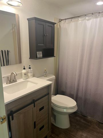 141 Great Hawk Road, Rochester, VT 05767