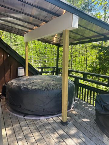 141 Great Hawk Road, Rochester, VT 05767