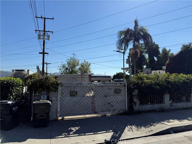 882 Durfee, South El Monte, CA 91733