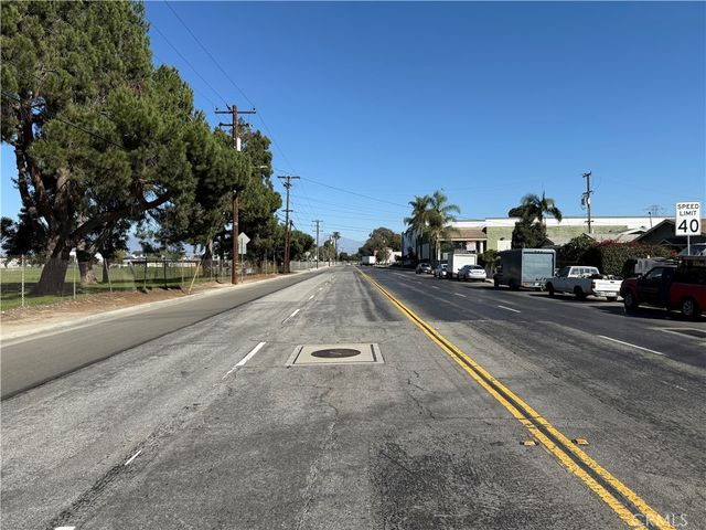 882 Durfee, South El Monte, CA 91733