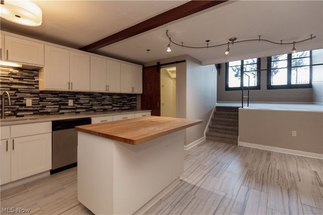 1133 W 9th Street 112, Cleveland, OH 44113