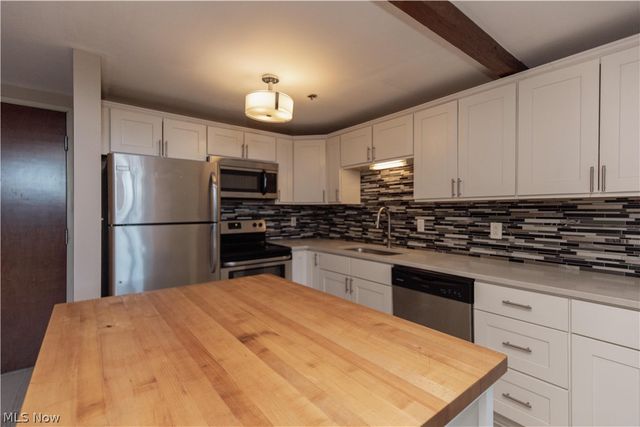 1133 W 9th Street 112, Cleveland, OH 44113