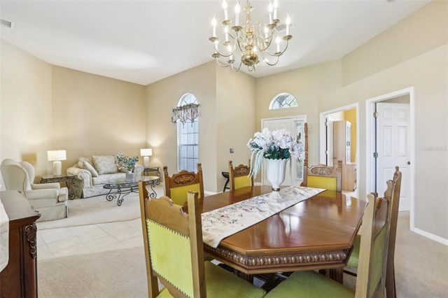 5119 WHISPERING LEAF TRAIL, Valrico, FL 33596