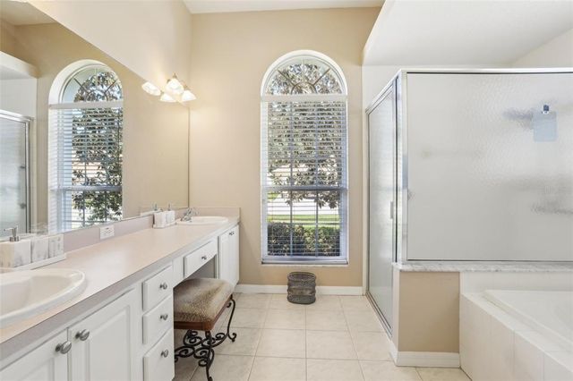 5119 WHISPERING LEAF TRAIL, Valrico, FL 33596