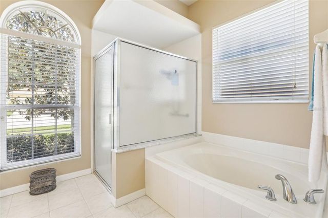 5119 WHISPERING LEAF TRAIL, Valrico, FL 33596