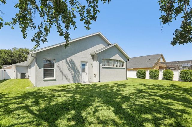 5119 WHISPERING LEAF TRAIL, Valrico, FL 33596