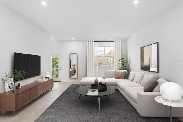 9720 TATE LANE, Tampa, FL 33626