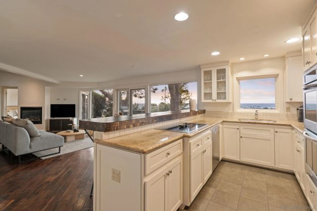 2165 Balboa Ave, Del Mar, CA 92014