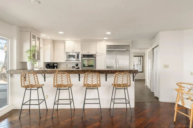 2165 Balboa Ave, Del Mar, CA 92014